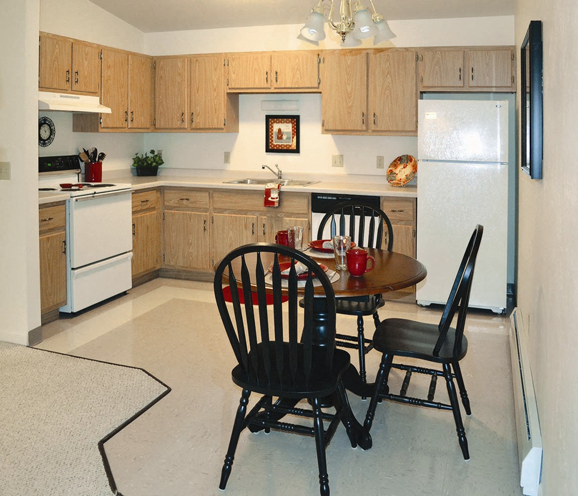 Southbrook Manor kitchen and dining